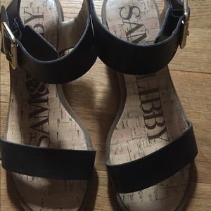 Sam & Libby black sandals size 6